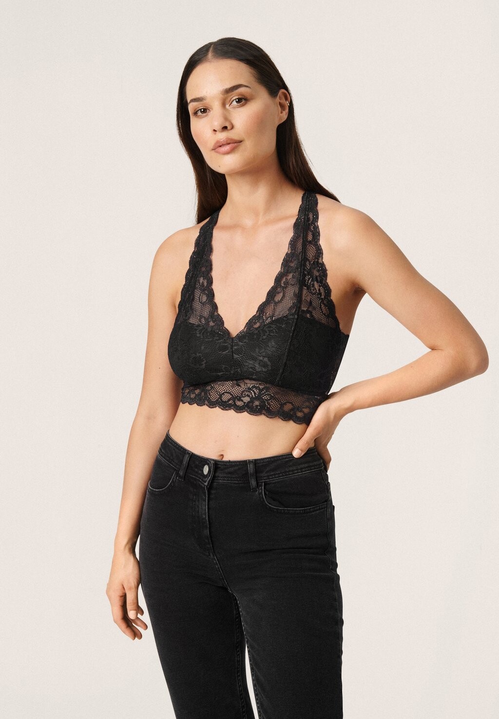 Топ Soaked in Luxury, черный
Топ Soaked in Luxury, черный