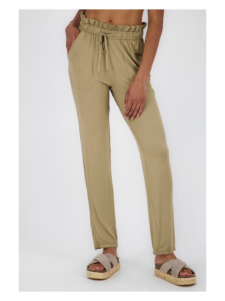 Тканевые брюки alife and kickin Hose Anna, оливковый
Тканевые брюки alife and kickin Hose Anna, оливковый