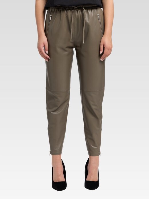 Кожаные штаны демихиэль Carlo Colucci, коричневый
Кожаные штаны демихиэль Carlo Colucci, коричневый