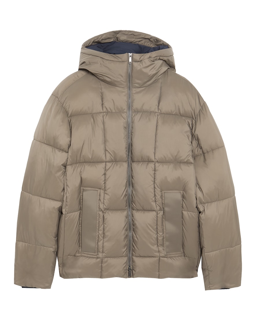 Зимняя куртка Lyle & Scott Square Wadded Cocoon, серо-коричневый
Зимняя куртка Lyle & Scott Square Wadded Cocoon, серо-коричневый