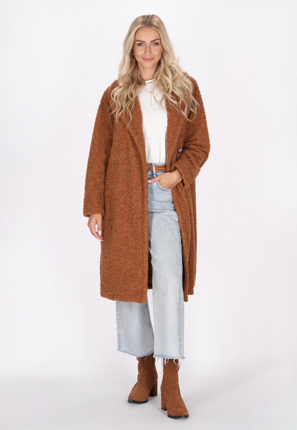 Классическое пальто IZIA, коричневый
Классическое пальто IZIA, коричневый