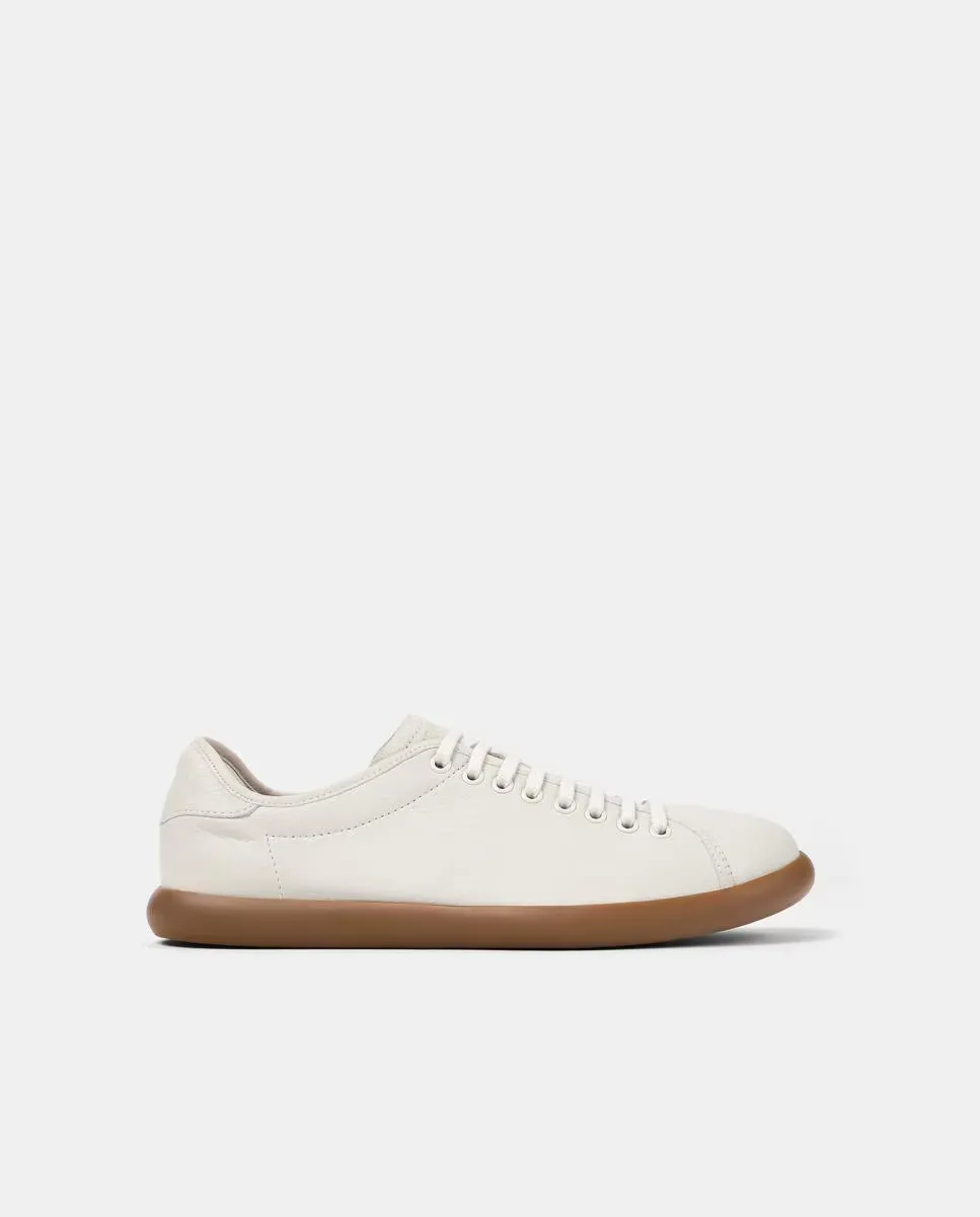 Мужские белые кожаные кеды на шнуровке Camper, белый
Мужские белые кожаные кеды на шнуровке Camper, белый