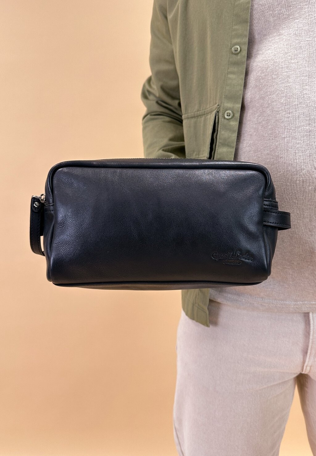 Косметичка FINJA Gusti Leder, цвет schwarz
Косметичка FINJA Gusti Leder, цвет schwarz