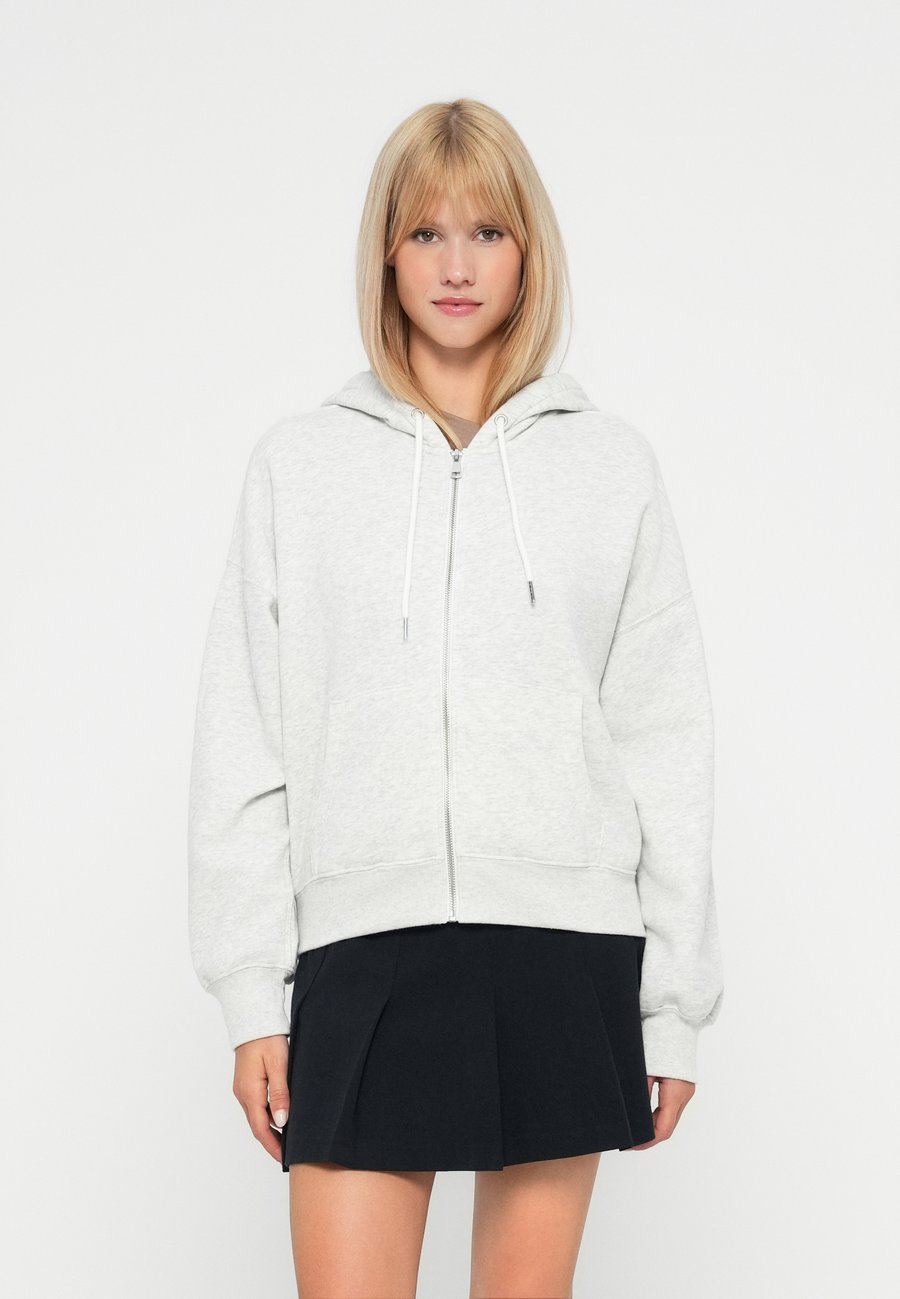 Толстовка Abercrombie & Fitch ESSENTIAL SUNDAY HOODED, Grey
Толстовка Abercrombie & Fitch ESSENTIAL SUNDAY HOODED, Grey