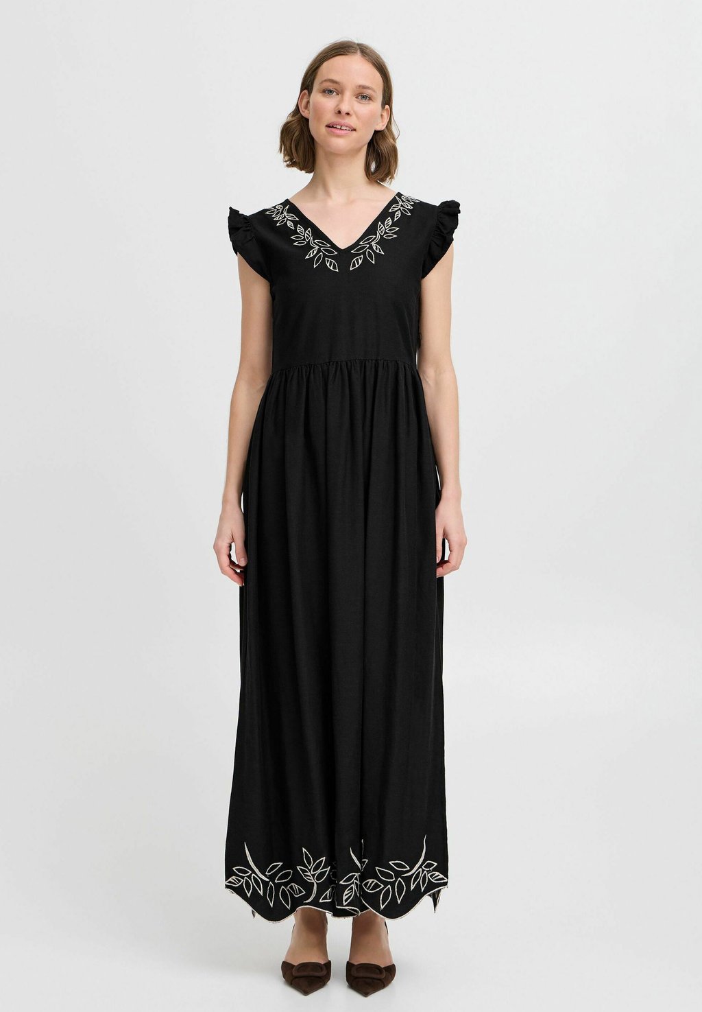 Платье макси BYIBONO b.young by Zalando, черный
Платье макси BYIBONO b.young by Zalando, черный