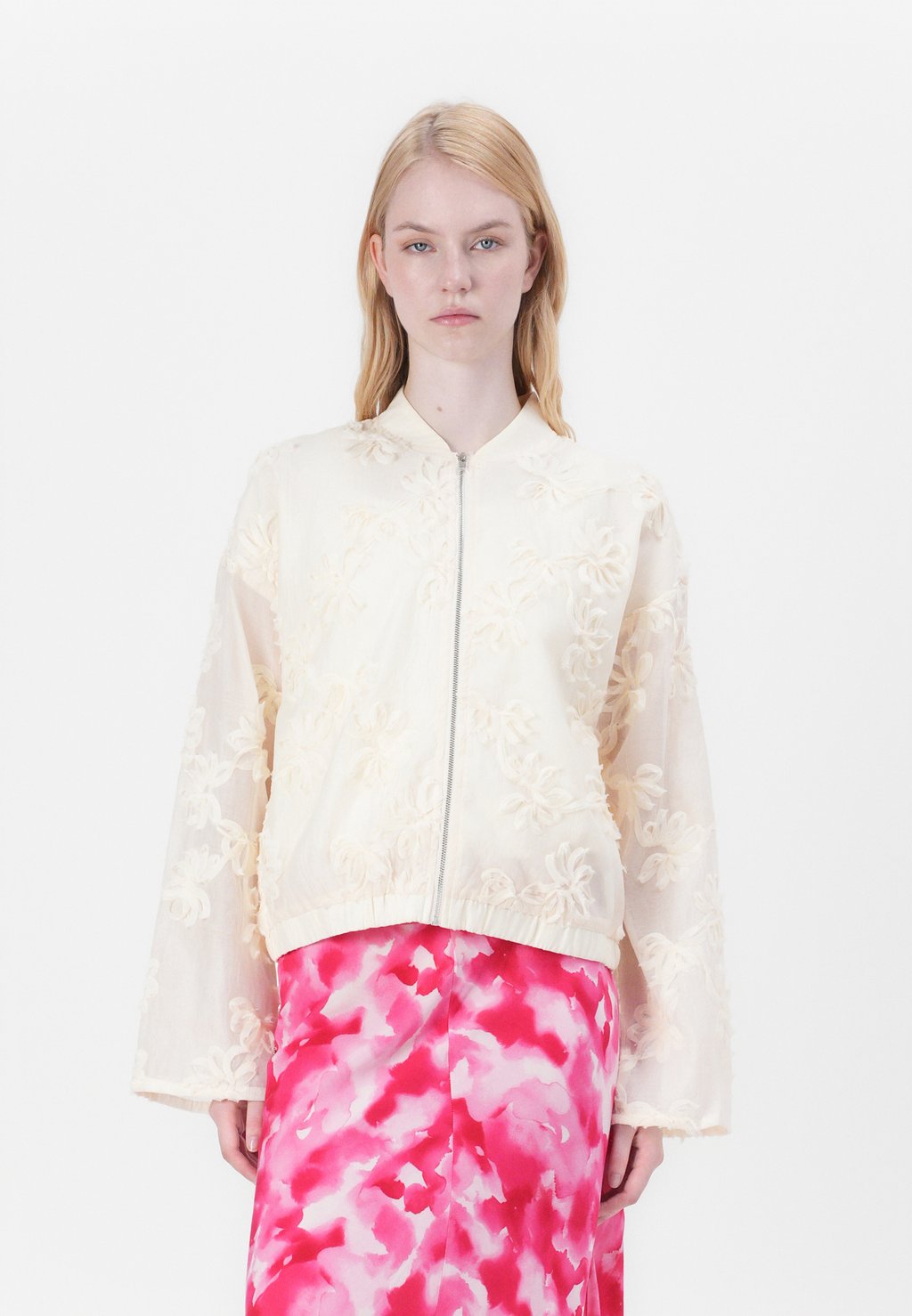 Куртка-бомбер VIAGNES VILA, кремовый, Бежевый, Куртка-бомбер VIAGNES VILA, кремовый
Куртка-бомбер VIAGNES VILA, кремовый, Бежевый, Куртка-бомбер VIAGNES VILA, кремовый