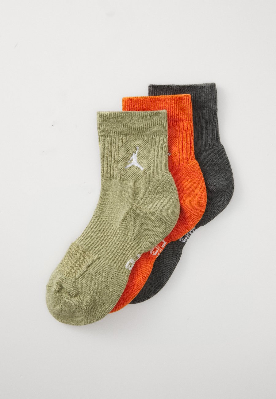 Носки Jordan EVERYDAY CUSH ANKLE 3 PACK UNISEX, Medium Khaki/Iron Grey/Starfishwhite/Khaki
Носки Jordan EVERYDAY CUSH ANKLE 3 PACK UNISEX, Medium Khaki/Iron Grey/Starfishwhite/Khaki