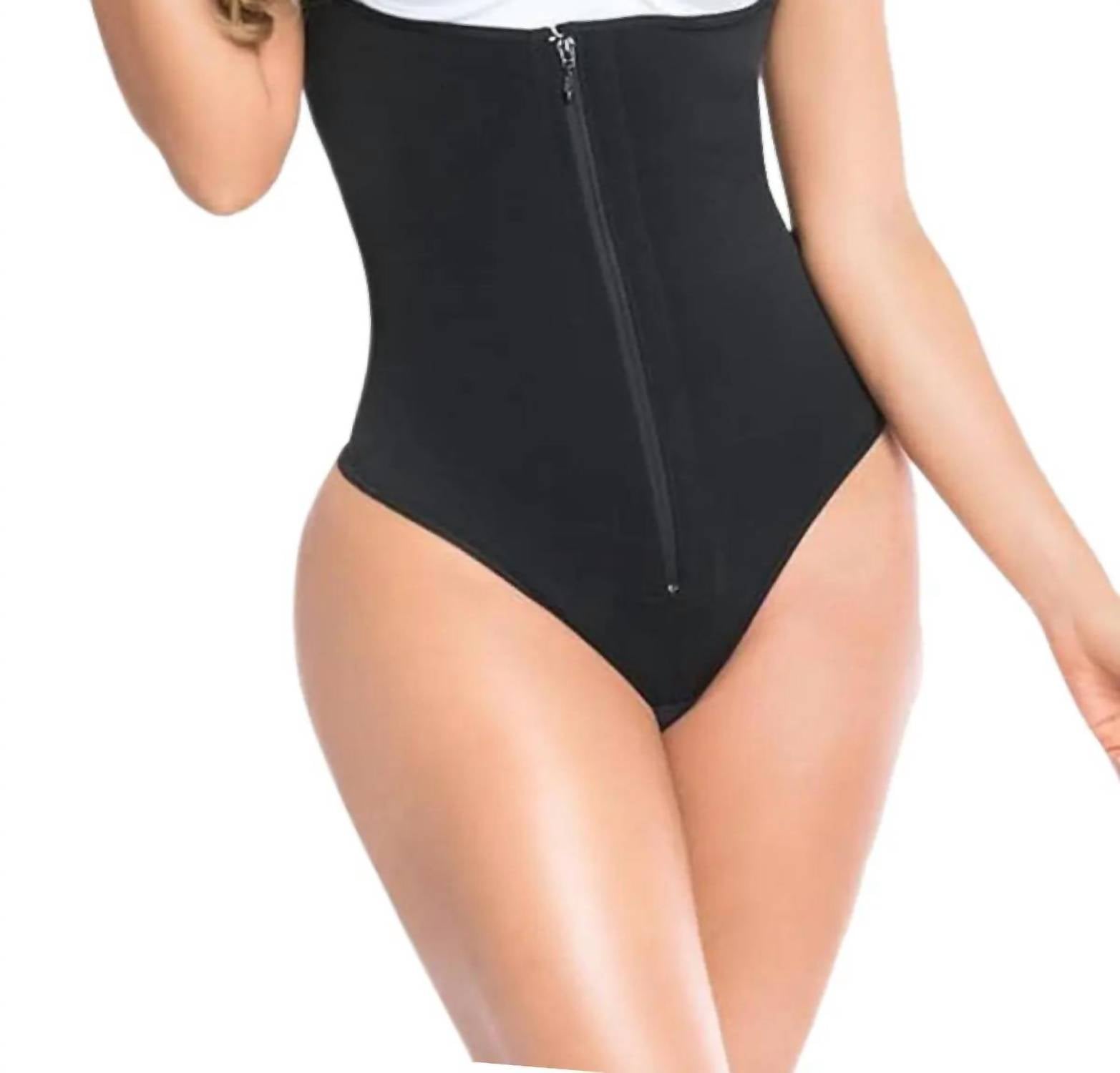 Корректирующее белье стринги без бретелек черного цвета Siluets
Корректирующее белье стринги без бретелек черного цвета Siluets