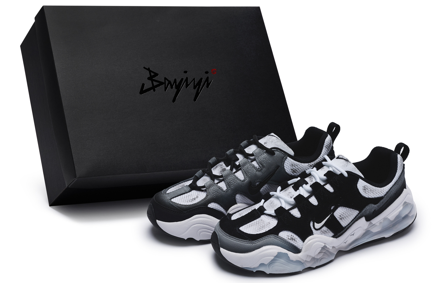 Nike Tech Hera мужские повседневные кроссовки низкие серые черно-бело-серые
Nike Tech Hera мужские повседневные кроссовки низкие серые черно-бело-серые