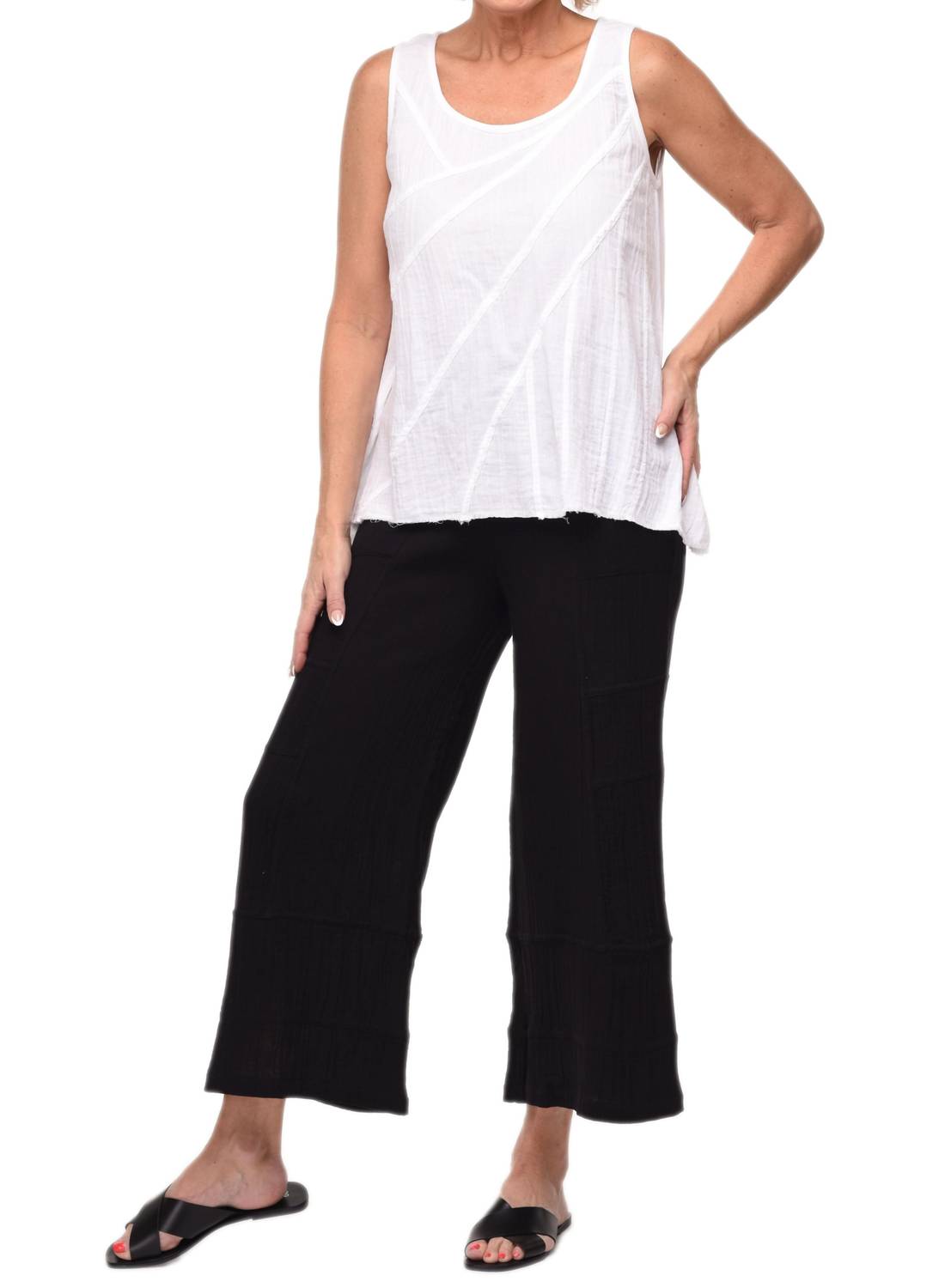 Лиза Топ в белом Tulip Clothing
Лиза Топ в белом Tulip Clothing