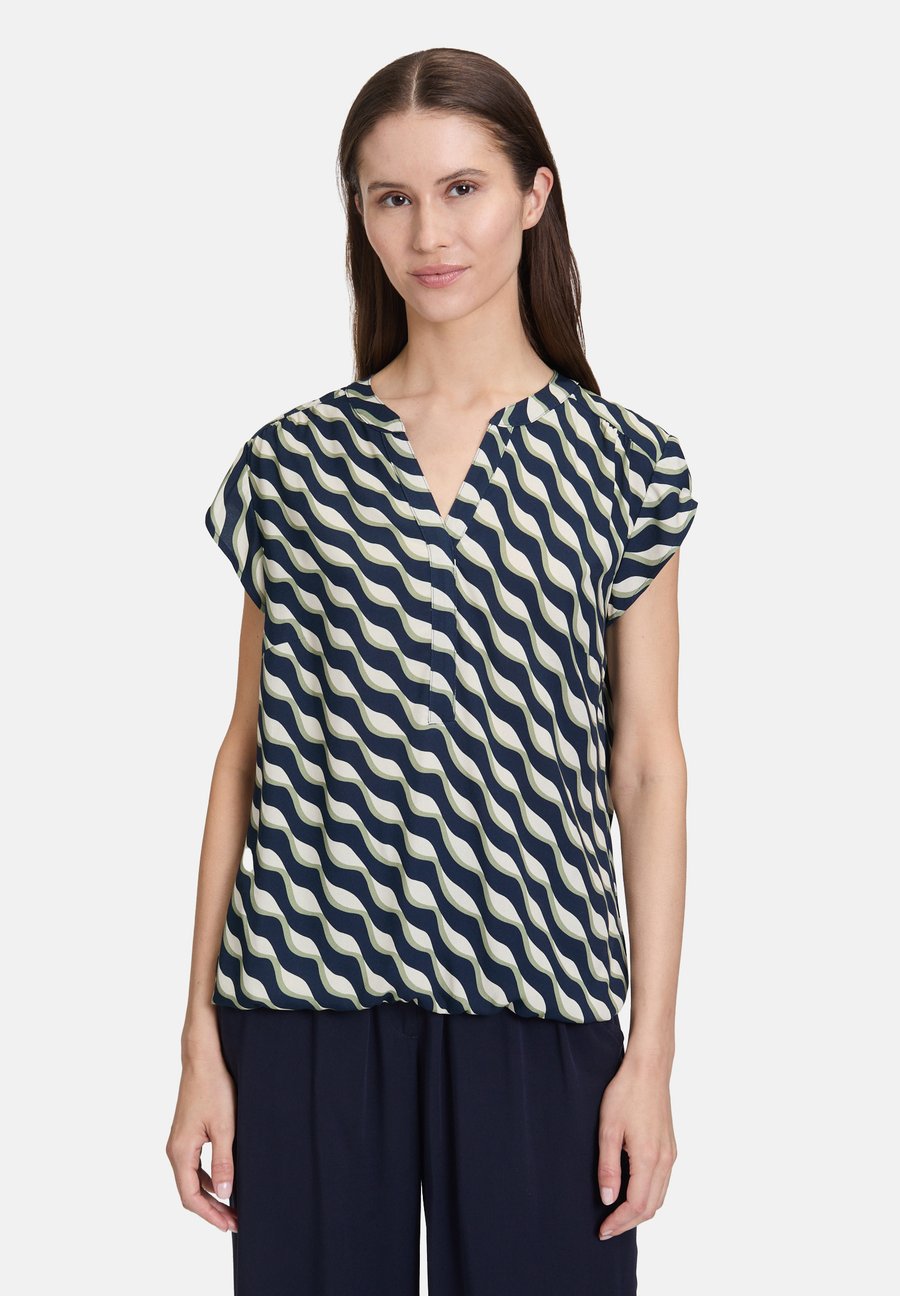 Блуза Betty Barclay SCHLUPF KURZARM, Dark Blue/Green/Dark Blue
Блуза Betty Barclay SCHLUPF KURZARM, Dark Blue/Green/Dark Blue