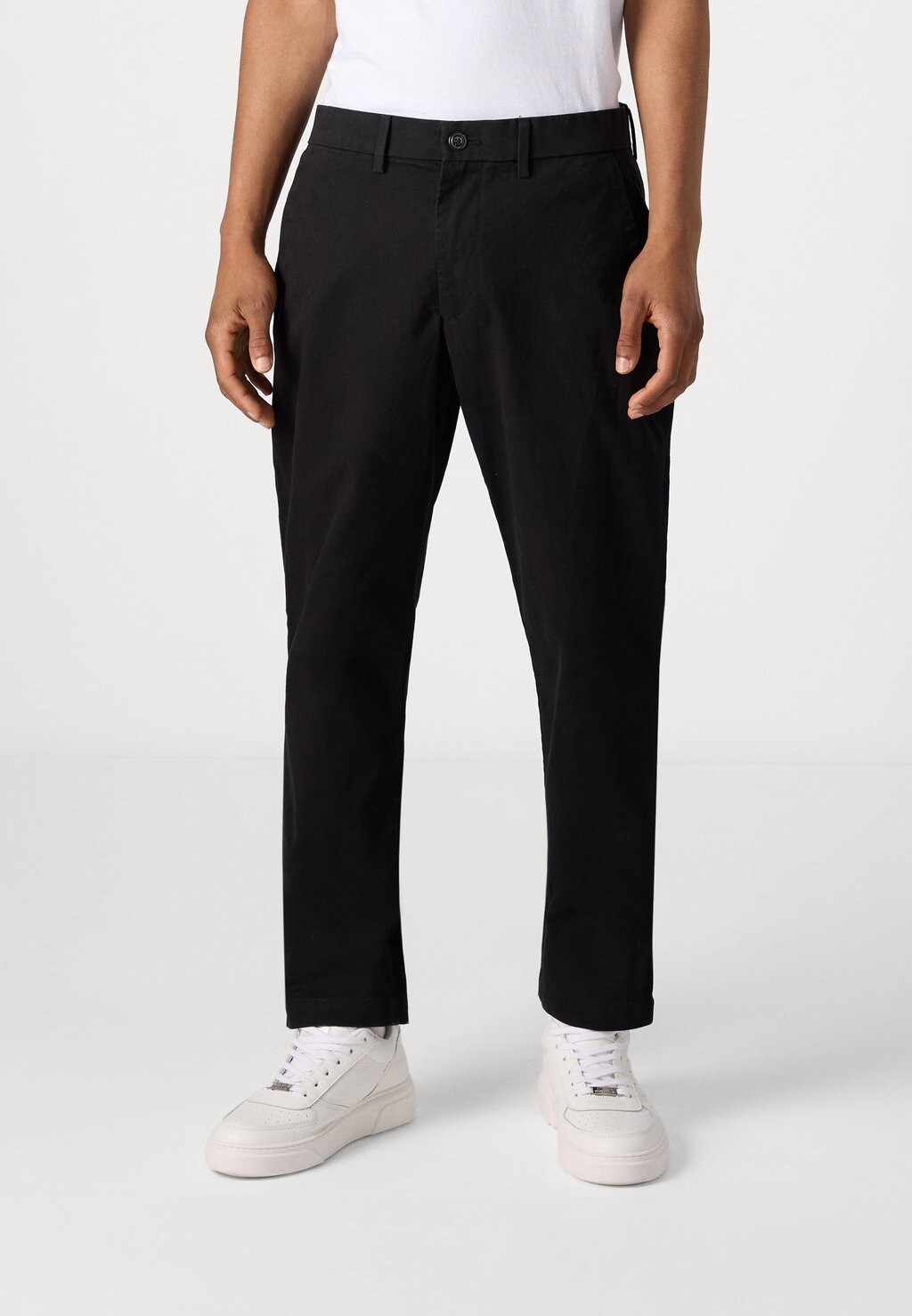 Чиносы GAP, черный Slim Performance Stretch
Чиносы GAP, черный Slim Performance Stretch