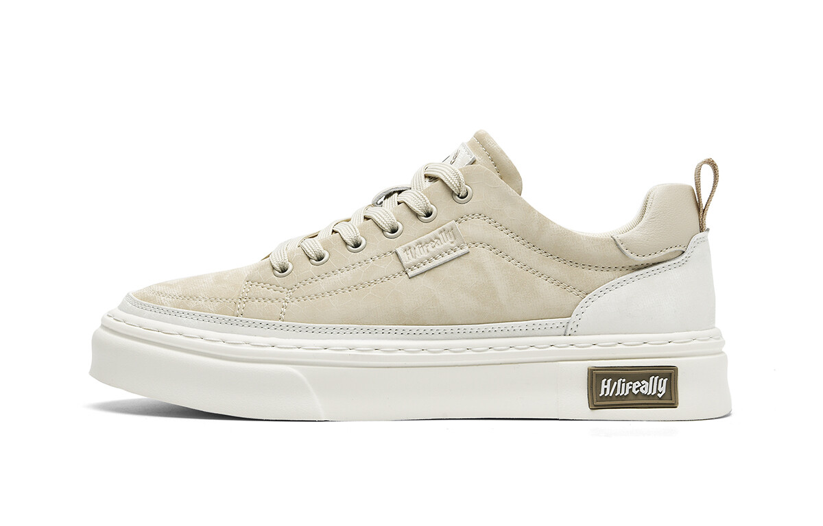 Кеды HLA Skateboard Shoes Men Low-Top
Кеды HLA Skateboard Shoes Men Low-Top