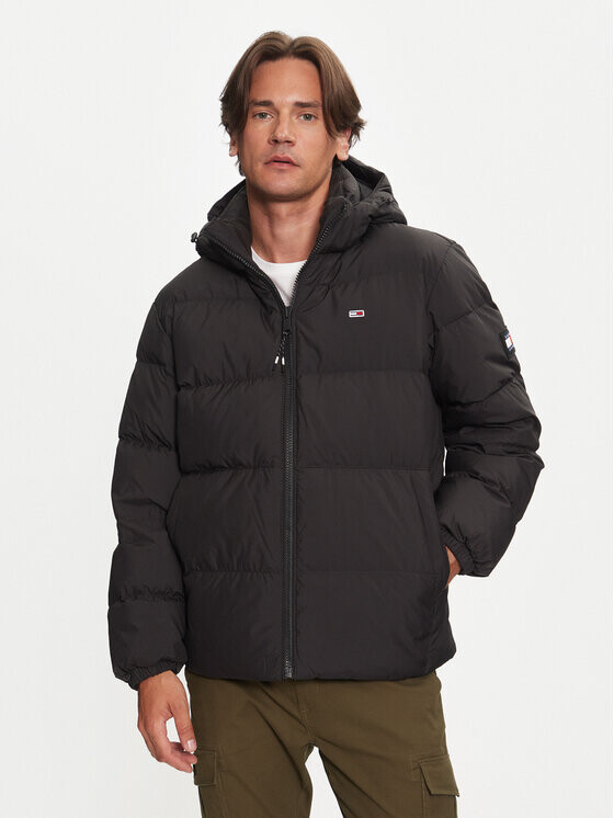Пуховик стандартного кроя Tommy Jeans, черный
Пуховик стандартного кроя Tommy Jeans, черный