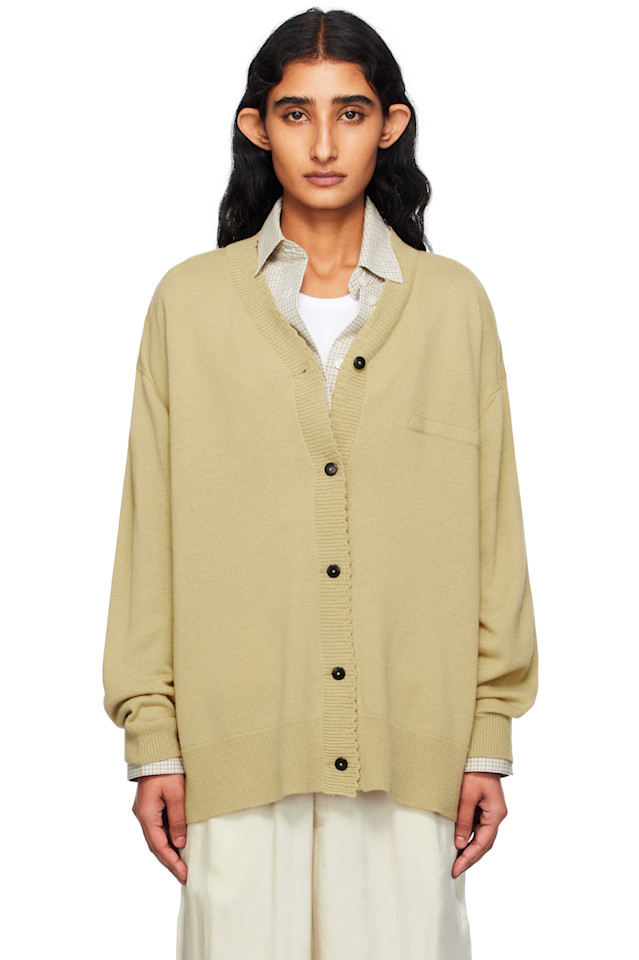 Классический кардиган из мериносовой шерсти Cordera, цвет butter
Классический кардиган из мериносовой шерсти Cordera, цвет butter