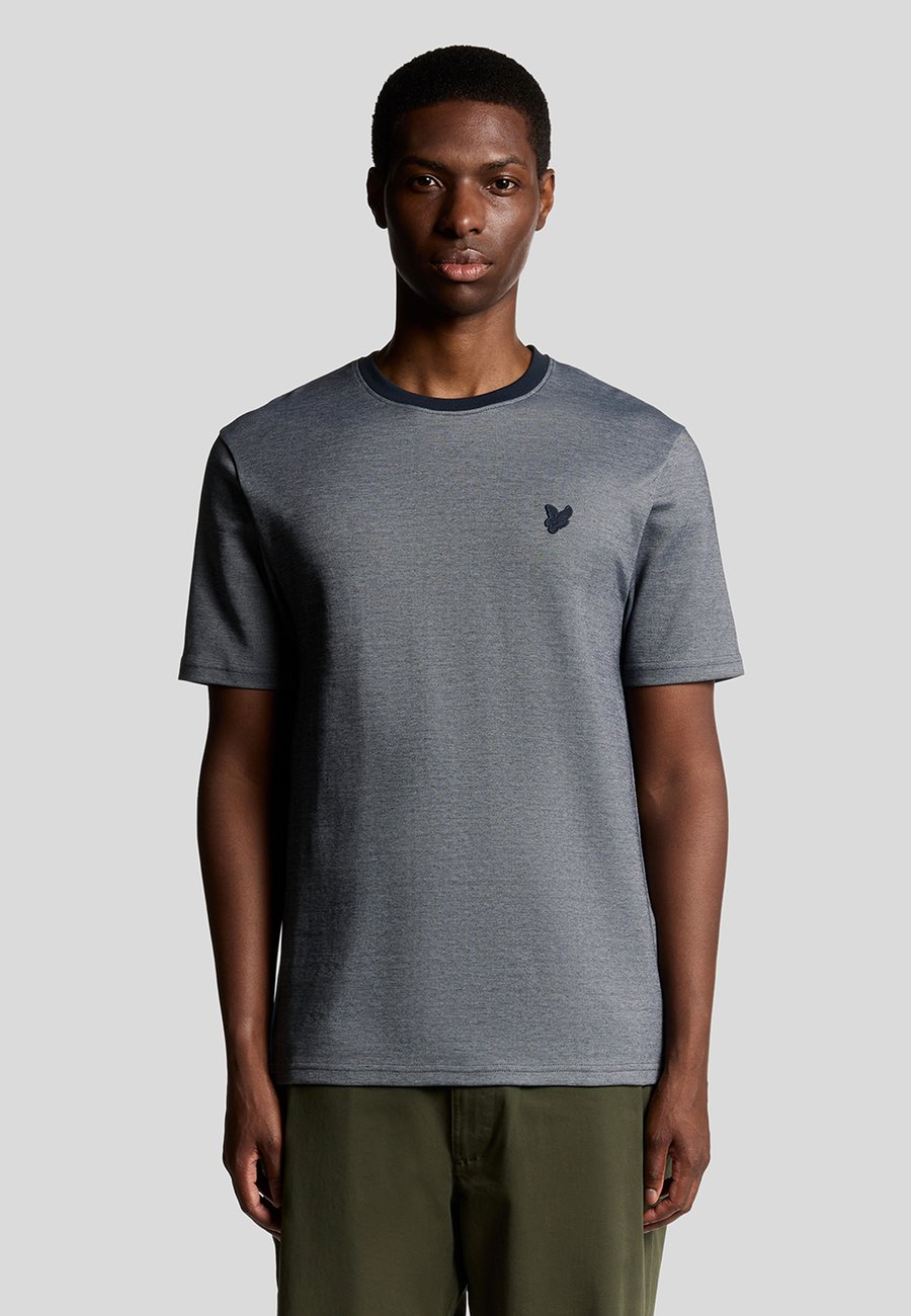 Футболка Lyle & Scott INTERLOCK, Chambray Blue/Blue
Футболка Lyle & Scott INTERLOCK, Chambray Blue/Blue