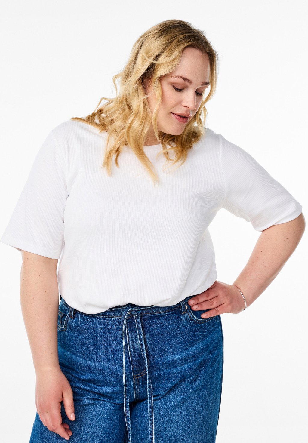 Базовая футболка Zizzi, белый
Базовая футболка Zizzi, белый