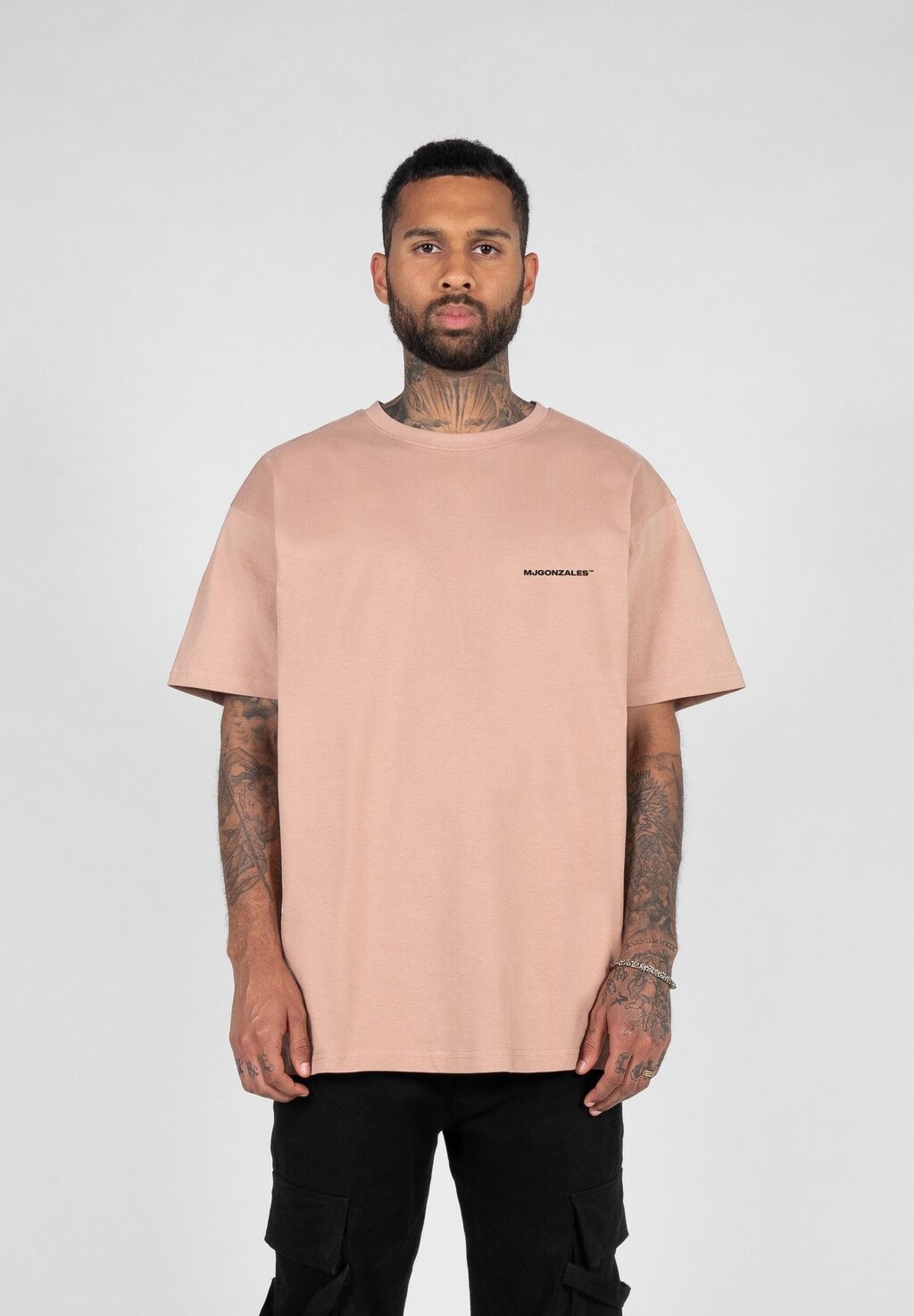 Базовая футболка Männer Heavy Oversized MJ Gonzales, цвет amber
Базовая футболка Männer Heavy Oversized MJ Gonzales, цвет amber