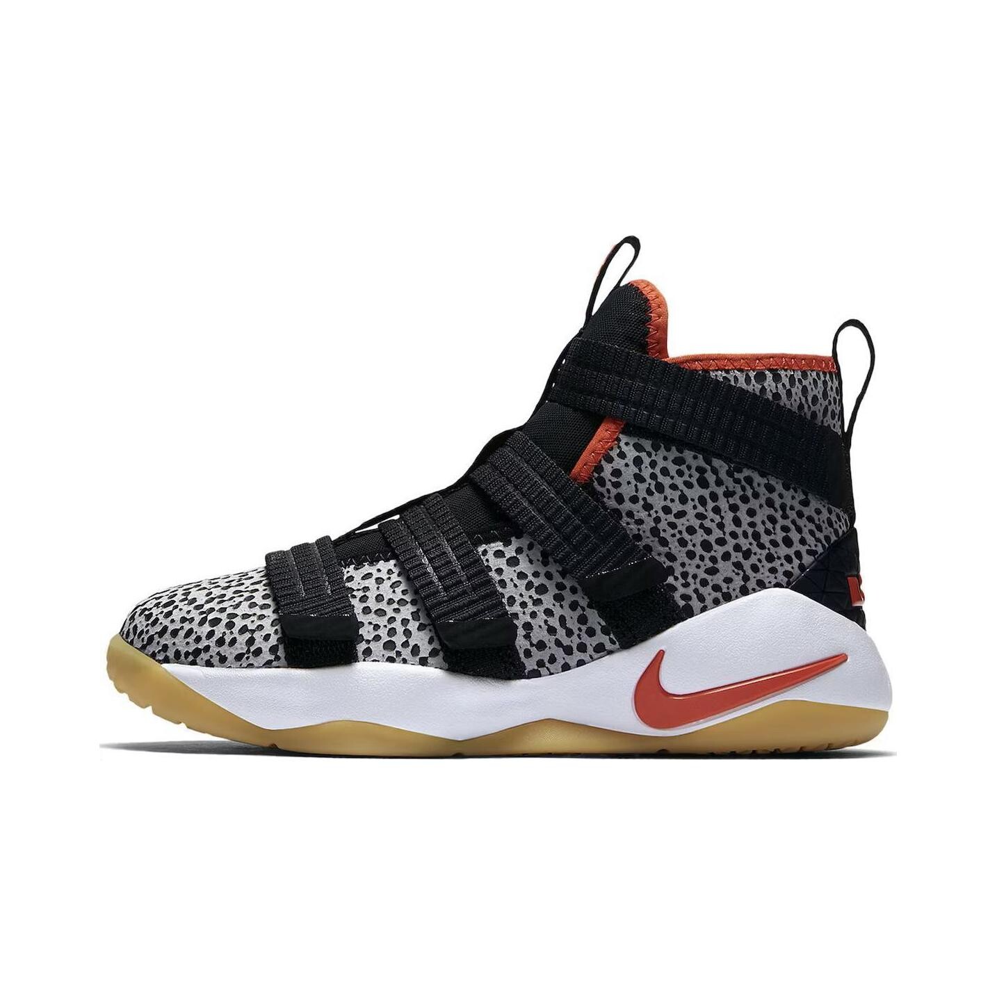 Кроссовки Nike LeBron Zoom Soldier 11 Safari PS, черный/оранжевый
Кроссовки Nike LeBron Zoom Soldier 11 Safari PS, черный/оранжевый
