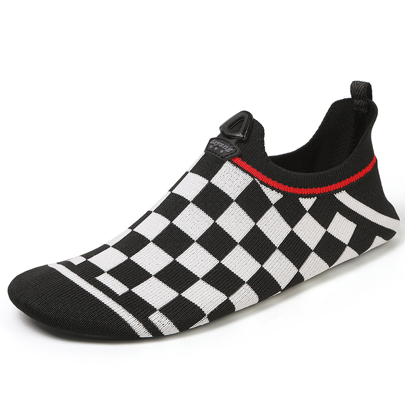 Leyang Скользоустойчивые дышащие легкие низкие кроссовки унисекс черно-белые, цвет Black White
Leyang Скользоустойчивые дышащие легкие низкие кроссовки унисекс черно-белые, цвет Black White