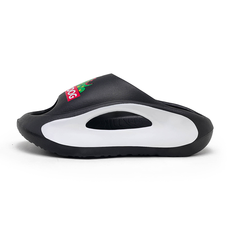 Детские шлепанцы для улицы BOBDOG, черный
Детские шлепанцы для улицы BOBDOG, черный