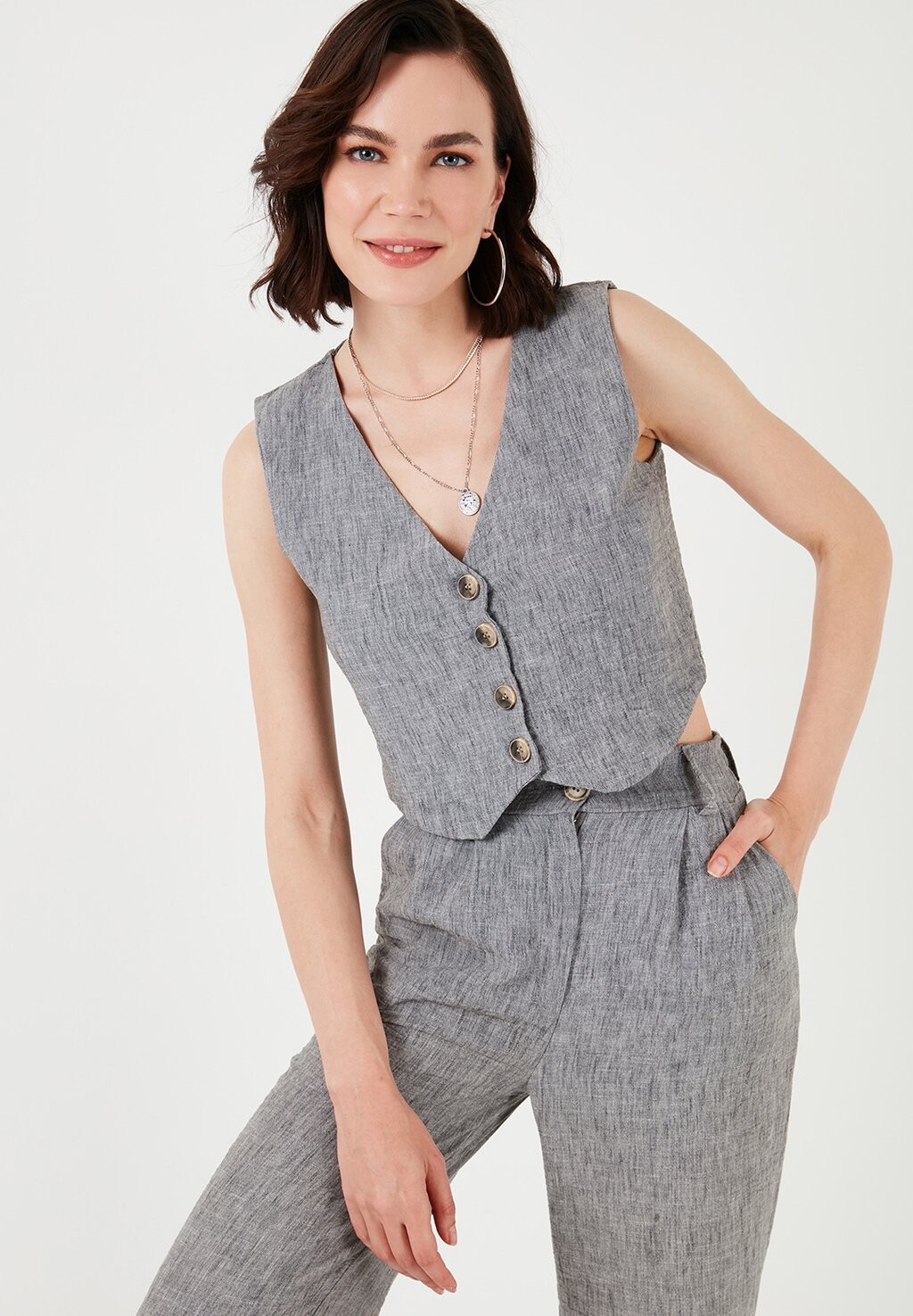 Комплект REGULAR FIT SET LELA, серый
Комплект REGULAR FIT SET LELA, серый