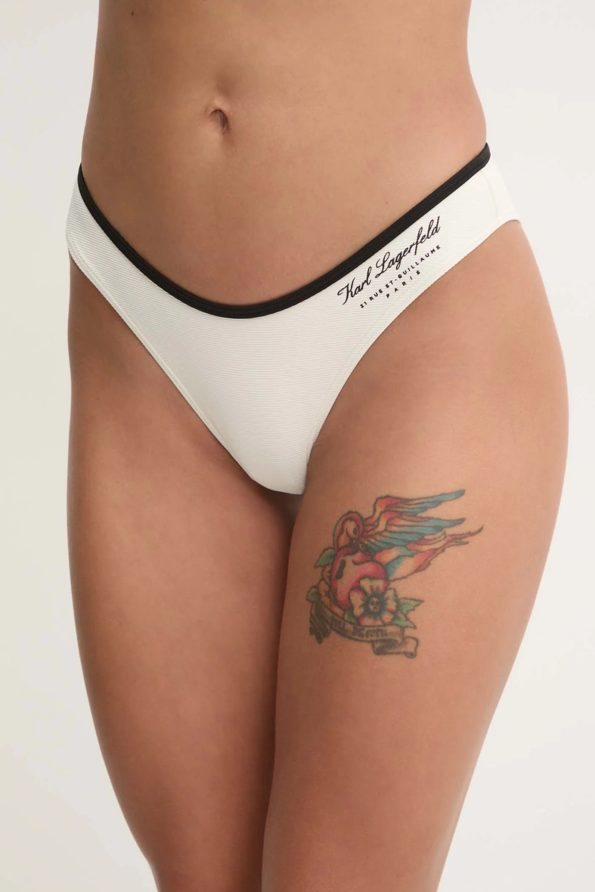 Плавки бикини Karl Lagerfeld, бежевый
Плавки бикини Karl Lagerfeld, бежевый