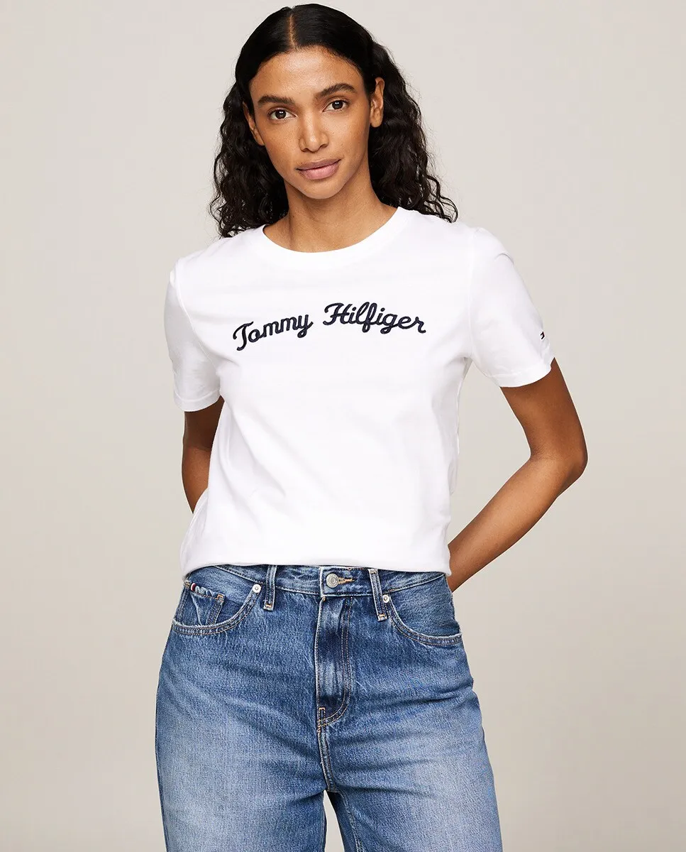 Женская футболка с короткими рукавами и круглым вырезом Tommy Hilfiger, цвет Blanco Hielo
Женская футболка с короткими рукавами и круглым вырезом Tommy Hilfiger, цвет Blanco Hielo