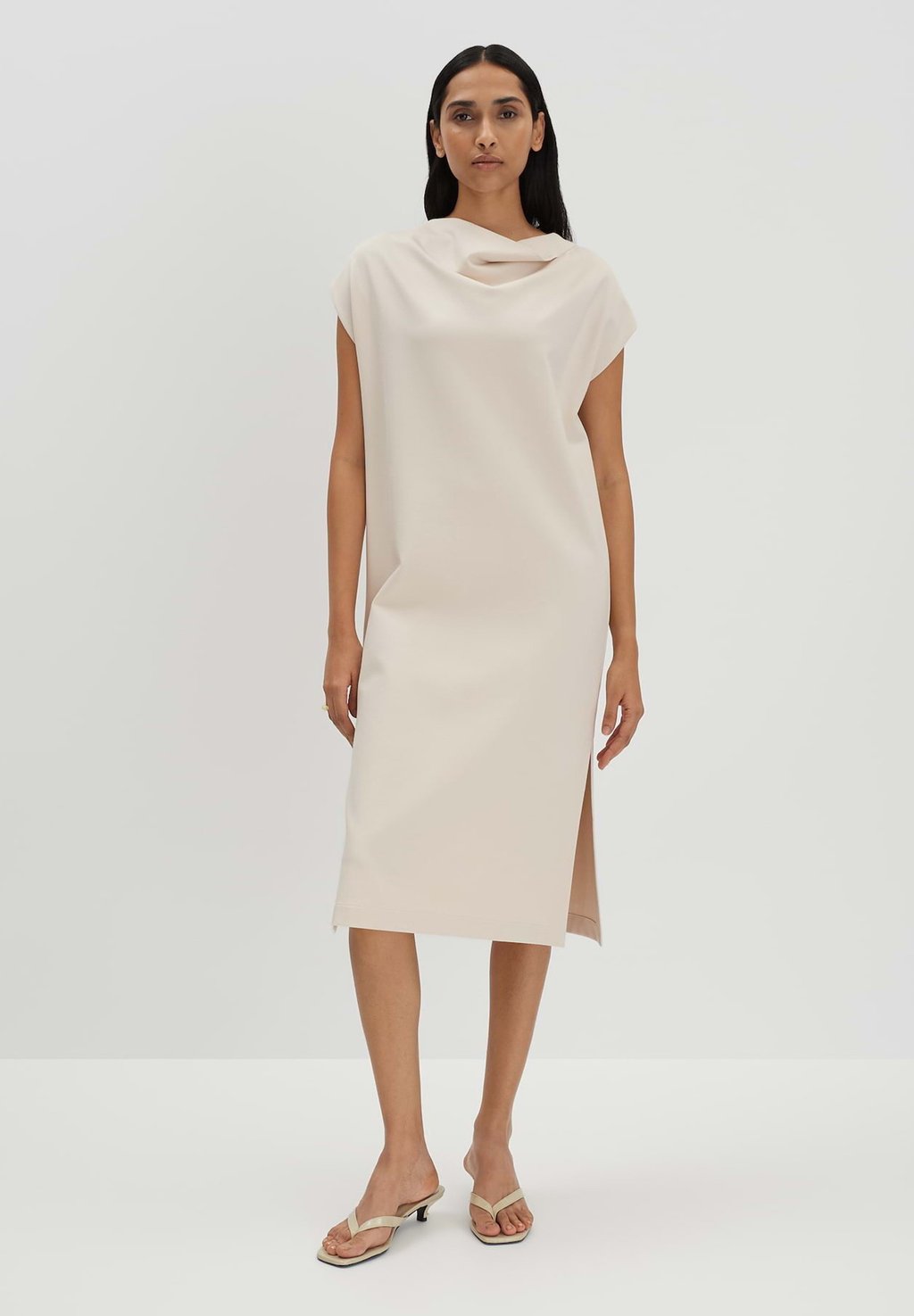 Повседневное платье MIDI WATERFALL someday., бежевый
Повседневное платье MIDI WATERFALL someday., бежевый