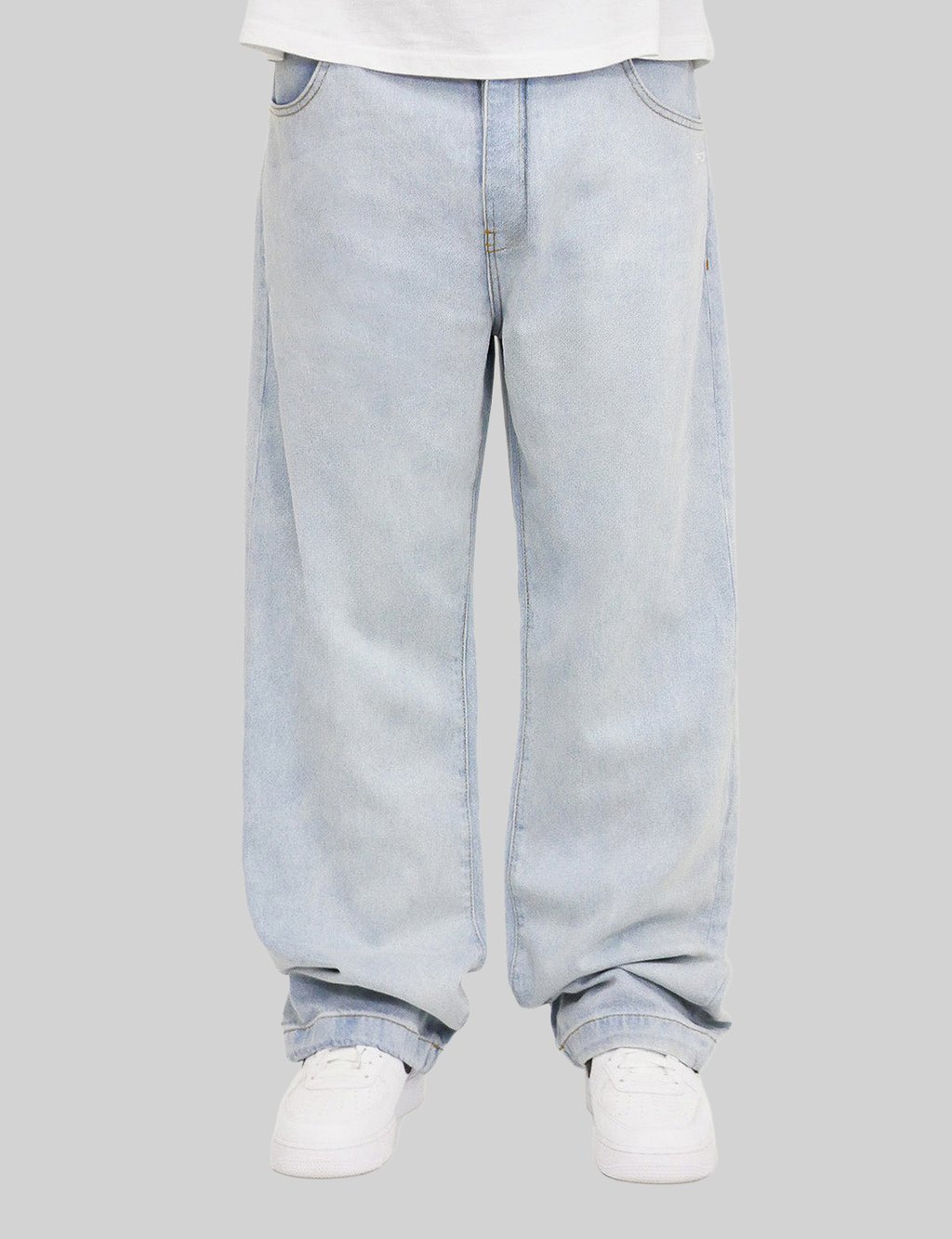 Джинсы свободного кроя SUPREME FREEDOM DADA, светло-голубой
Джинсы свободного кроя SUPREME FREEDOM DADA, светло-голубой