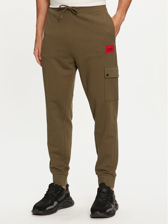 Спортивные брюки свободного кроя Hugo, бежевый
Спортивные брюки свободного кроя Hugo, бежевый