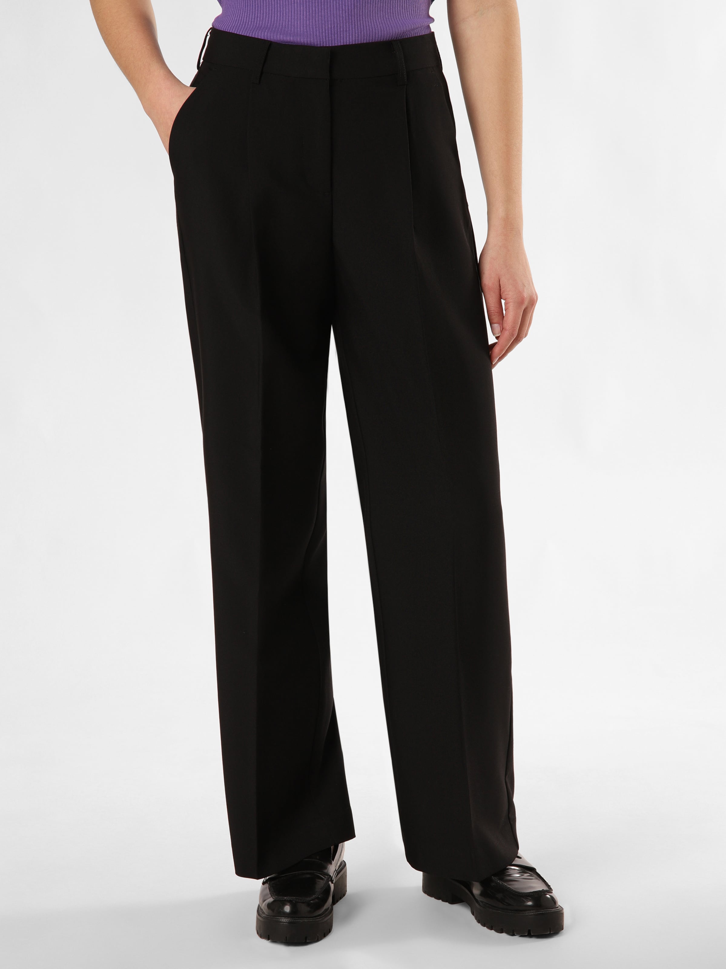 JJXX Широкие брюки со складками спереди в черном цвете
JJXX Широкие брюки со складками спереди в черном цвете