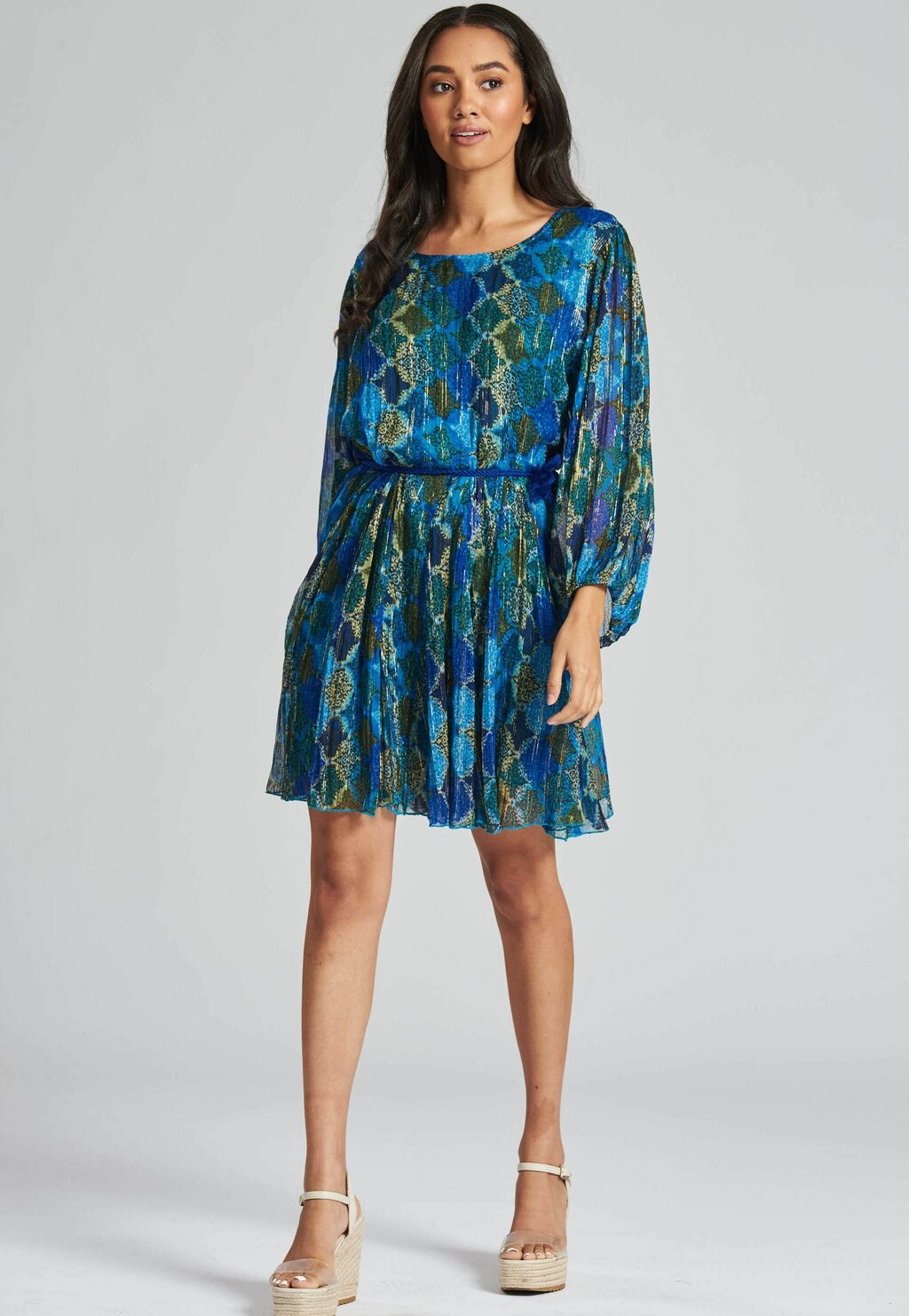 Повседневное платье South Beach, цвет blue
Повседневное платье South Beach, цвет blue