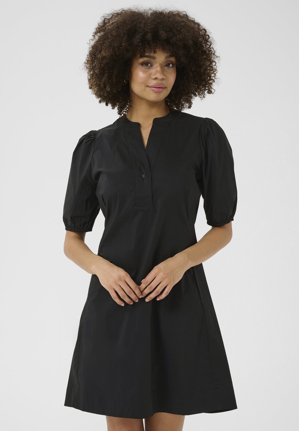 Повседневное платье Culture, черный
Повседневное платье Culture, черный