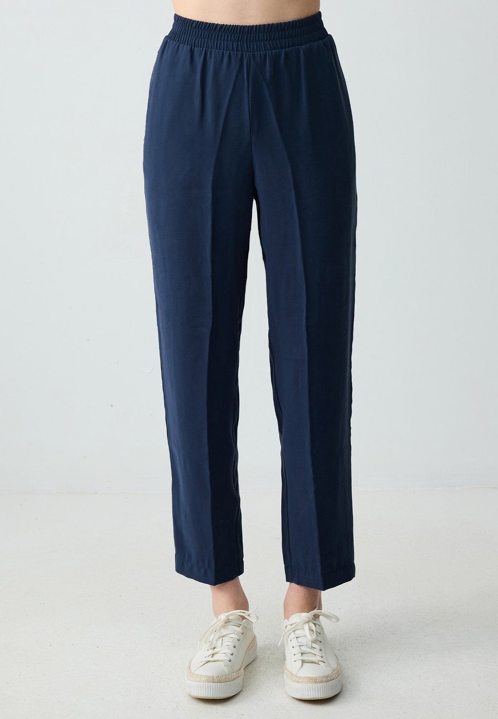 Брюки Jimmy Key, темно-синий
Брюки Jimmy Key, темно-синий