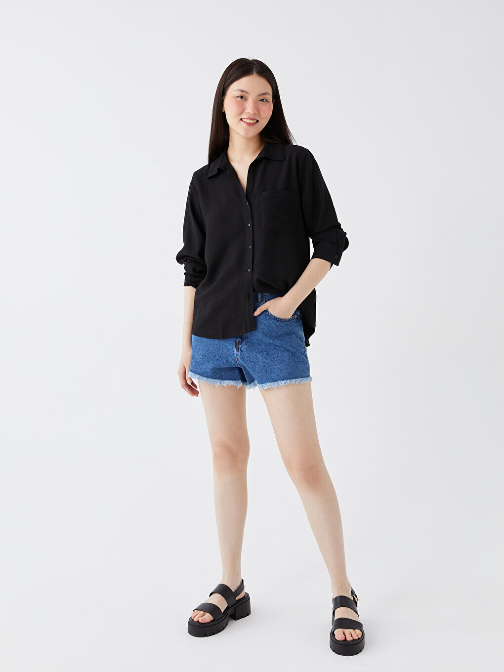 Женские джинсовые шорты стандартного кроя LCW Jeans, среднее индиго родео
Женские джинсовые шорты стандартного кроя LCW Jeans, среднее индиго родео