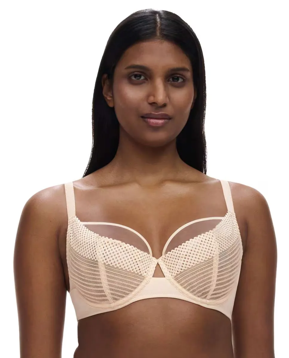 Кружевной бюстгальтер на косточках Play Line Chantelle, бежевый
Кружевной бюстгальтер на косточках Play Line Chantelle, бежевый