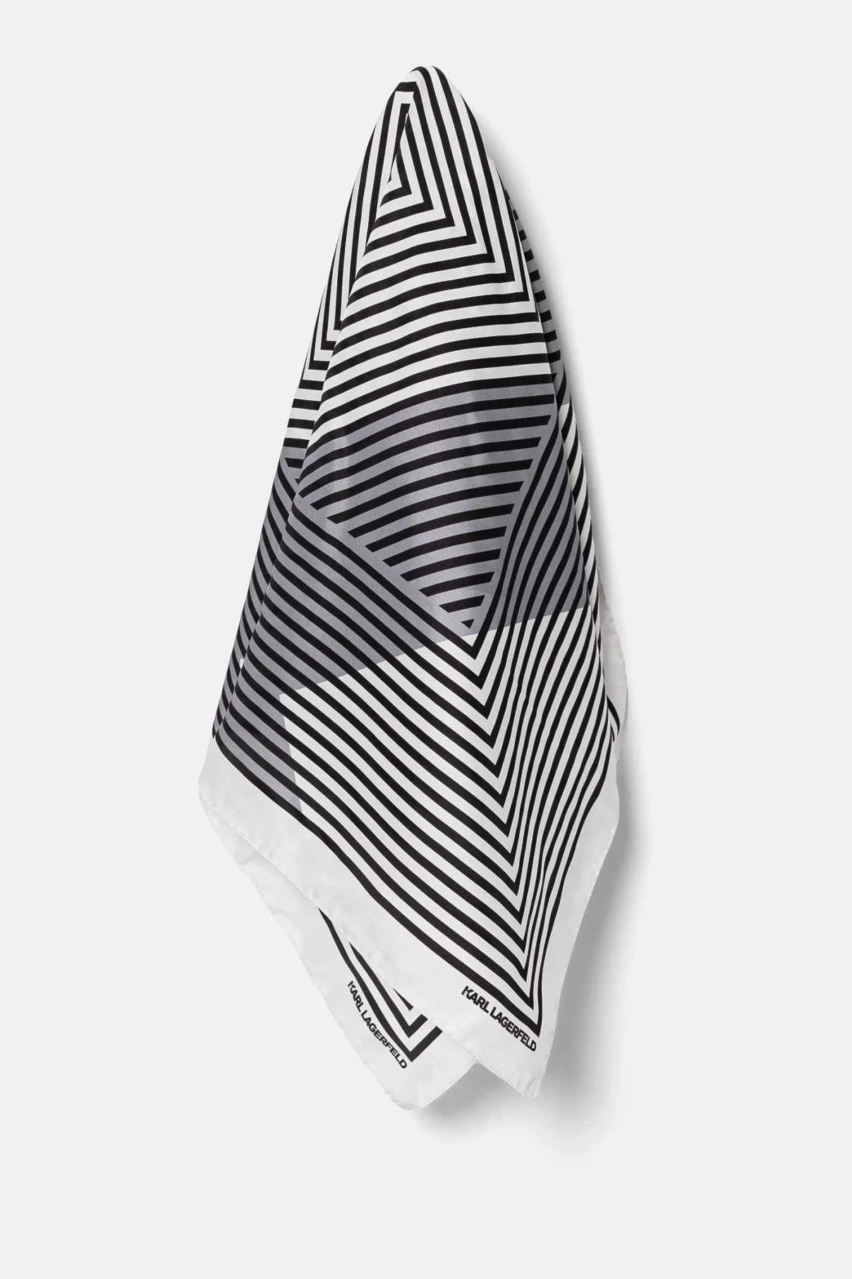 Шелковая шаль Karl Lagerfeld, черный
Шелковая шаль Karl Lagerfeld, черный