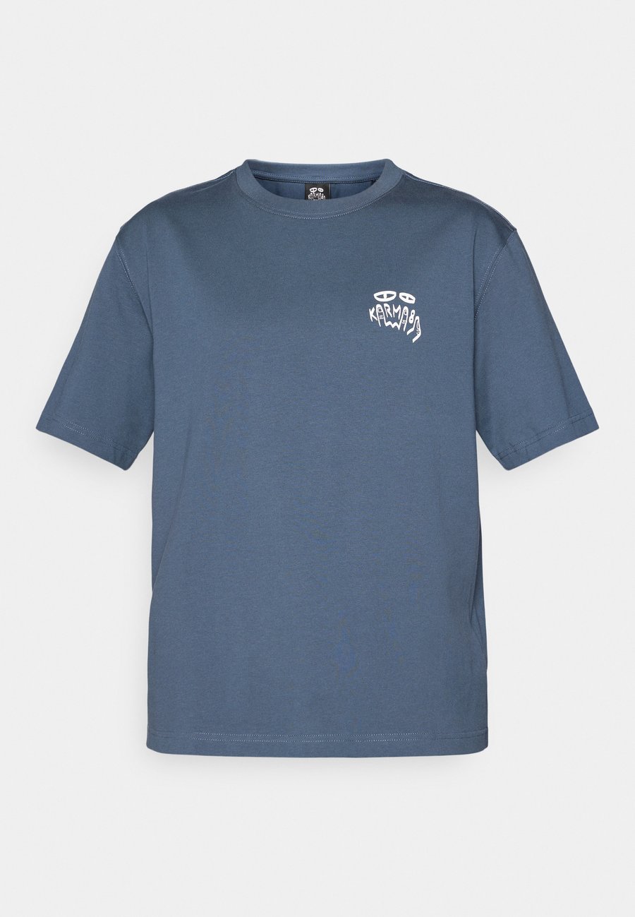 Футболка Karma8a THE REAL TEE, Navy/Dark Blue, Синий, Футболка Karma8a THE REAL TEE, Navy/Dark Blue
Футболка Karma8a THE REAL TEE, Navy/Dark Blue, Синий, Футболка Karma8a THE REAL TEE, Navy/Dark Blue