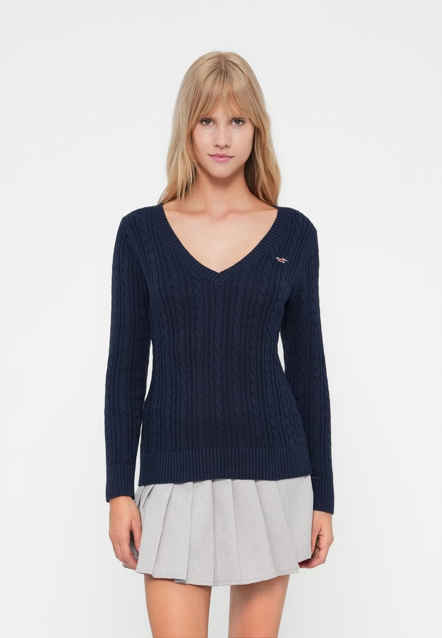 Джемпер Hollister Co. BODYSKIMMING, Dark Blue
Джемпер Hollister Co. BODYSKIMMING, Dark Blue