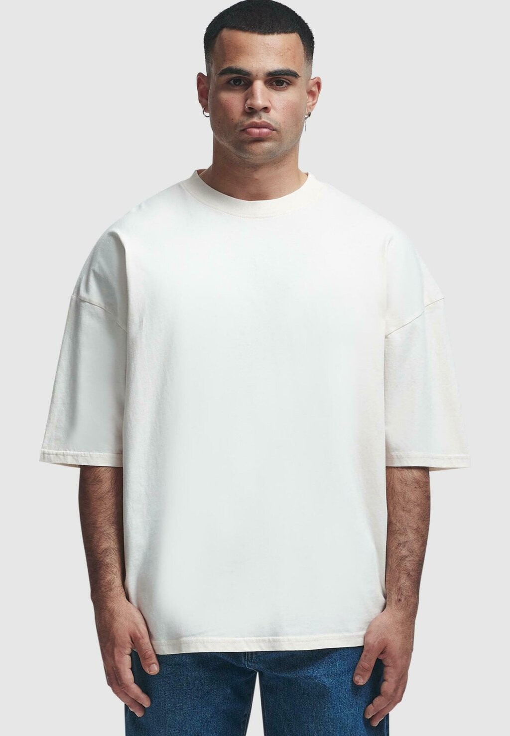 Базовая футболка BOXY 2Y Premium, белый
Базовая футболка BOXY 2Y Premium, белый