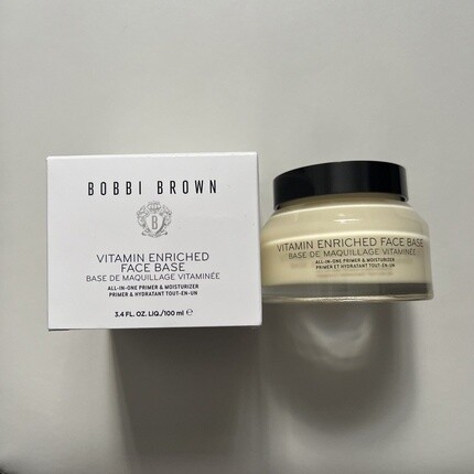 База для лица Bobbi Brown Vitamin Enriched
База для лица Bobbi Brown Vitamin Enriched