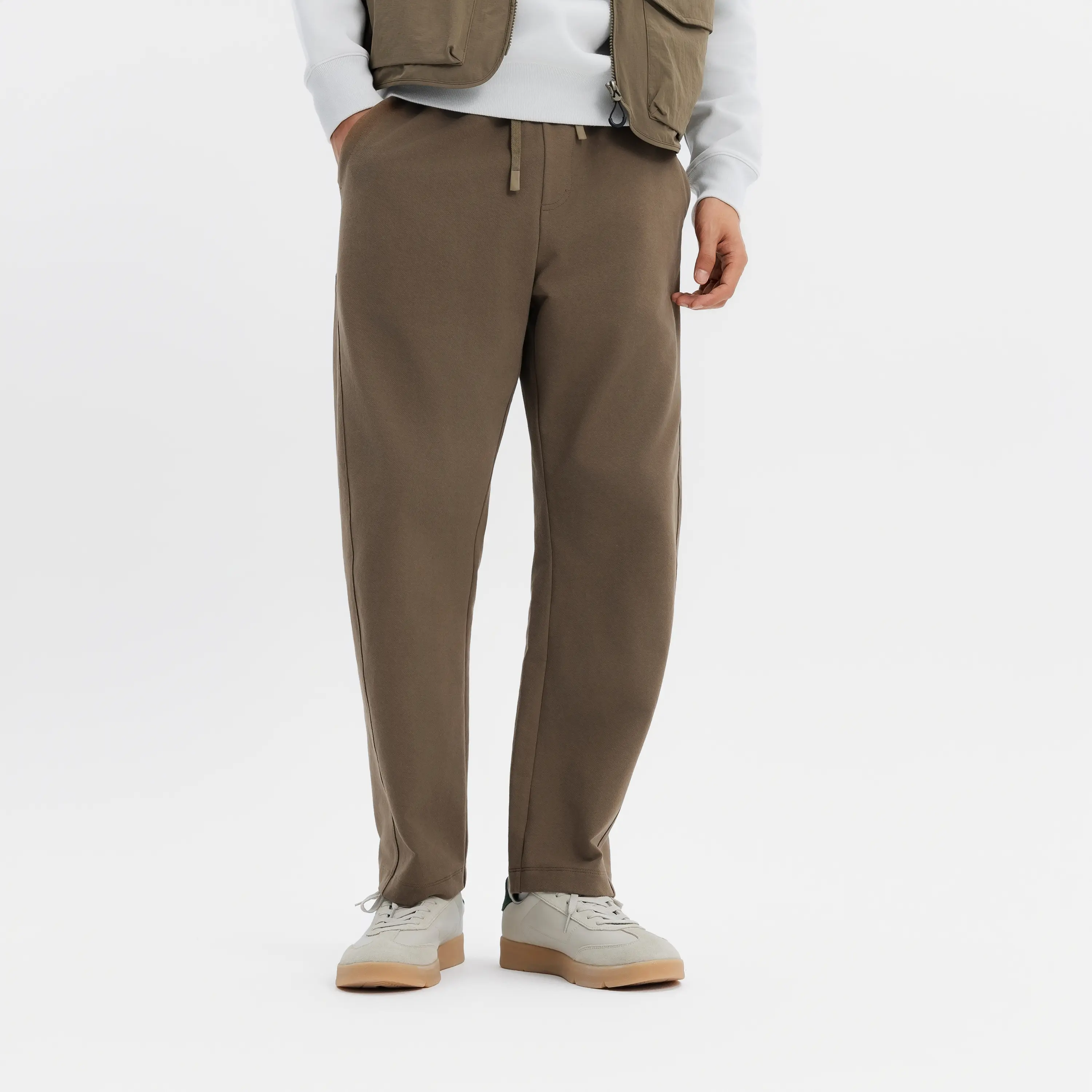 Мужские спортивные брюки-карго зауженные Decathlon SPORTSWEAR базовые элементы лунный свет бежевый коричневый 
Мужские спортивные брюки-карго зауженные Decathlon SPORTSWEAR базовые элементы лунный свет бежевый коричневый