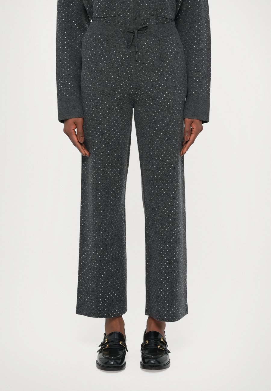 Брюки sandro VADIM, Anthracite
Брюки sandro VADIM, Anthracite