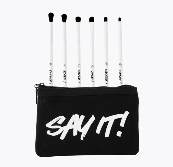 Набор кистей + косметичка Say It Bh Cosmetics, 1 UD
Набор кистей + косметичка Say It Bh Cosmetics, 1 UD