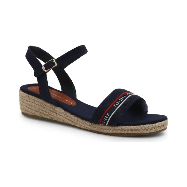 Босоножки на танкетке с веревкой Tommy Hilfiger, синий
Босоножки на танкетке с веревкой Tommy Hilfiger, синий