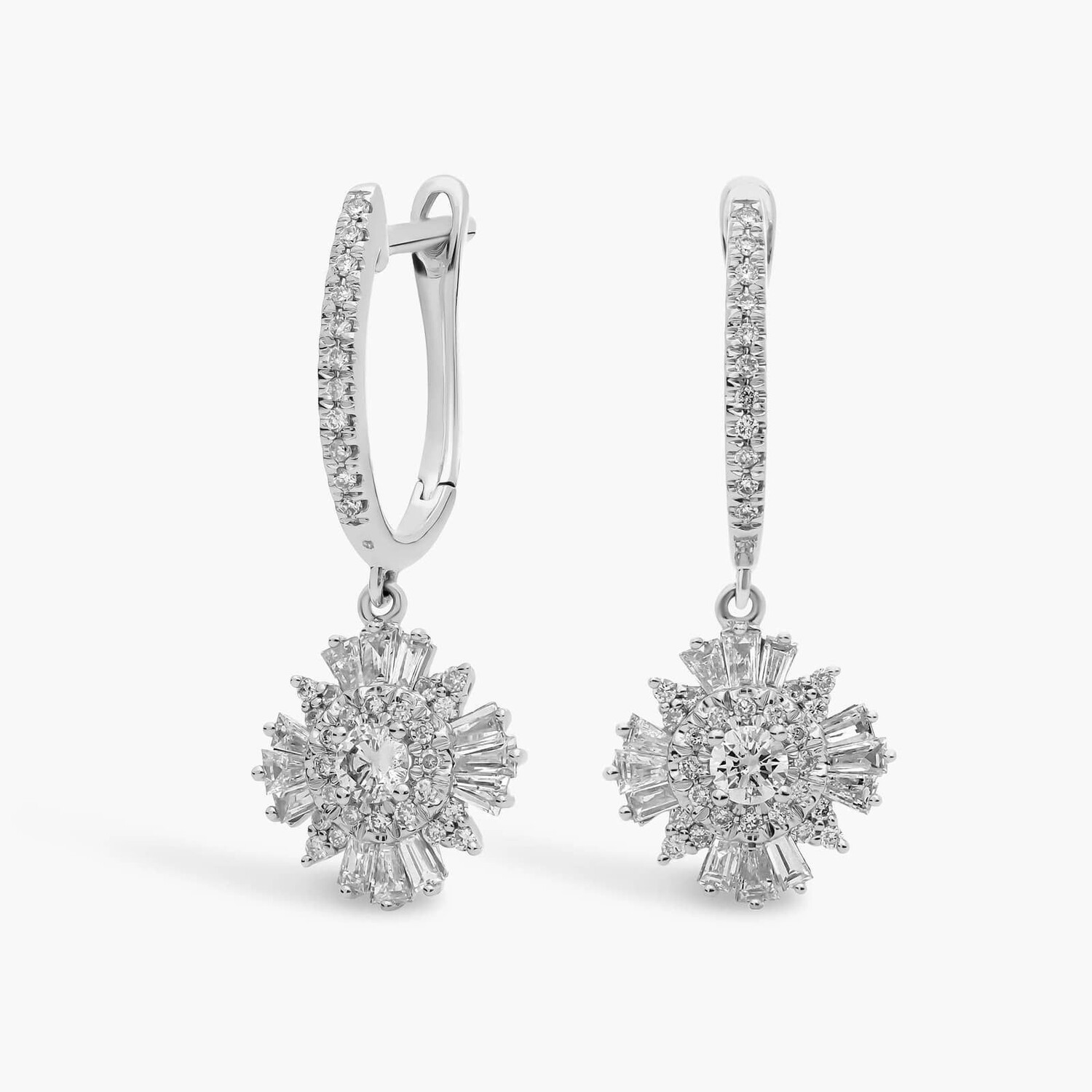 Серьги-подвески с бриллиантами Starburst из 14-каратного белого золота (1 карат, два карата) Blue Nile
Серьги-подвески с бриллиантами Starburst из 14-каратного белого золота (1 карат, два карата) Blue Nile