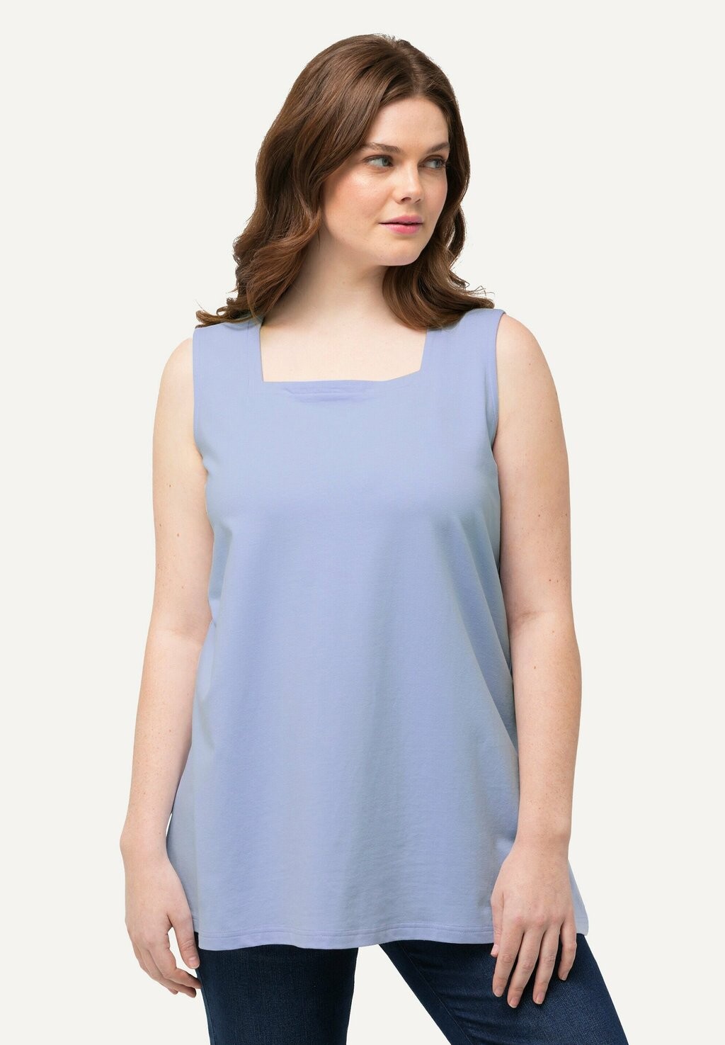 Топ CARREE-AUSSCHNITT ÄRMELLOS Ulla Popken, светло-голубой
Топ CARREE-AUSSCHNITT ÄRMELLOS Ulla Popken, светло-голубой