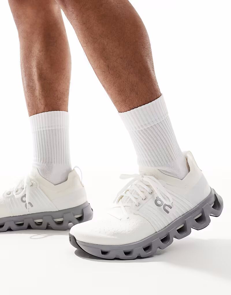 Кроссовки для бега ON Cloudswift 4 белого цвета On Running
Кроссовки для бега ON Cloudswift 4 белого цвета On Running