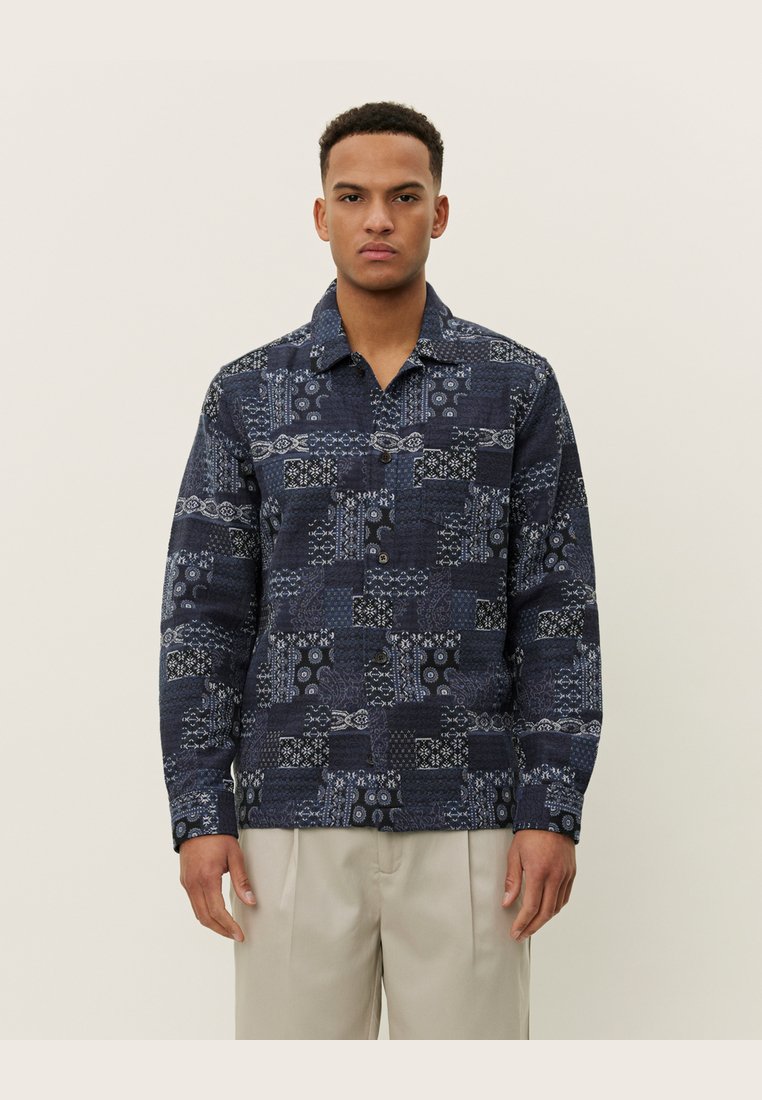 Летняя куртка LAYTON CONTRAST Les Deux, темно-синий
Летняя куртка LAYTON CONTRAST Les Deux, темно-синий